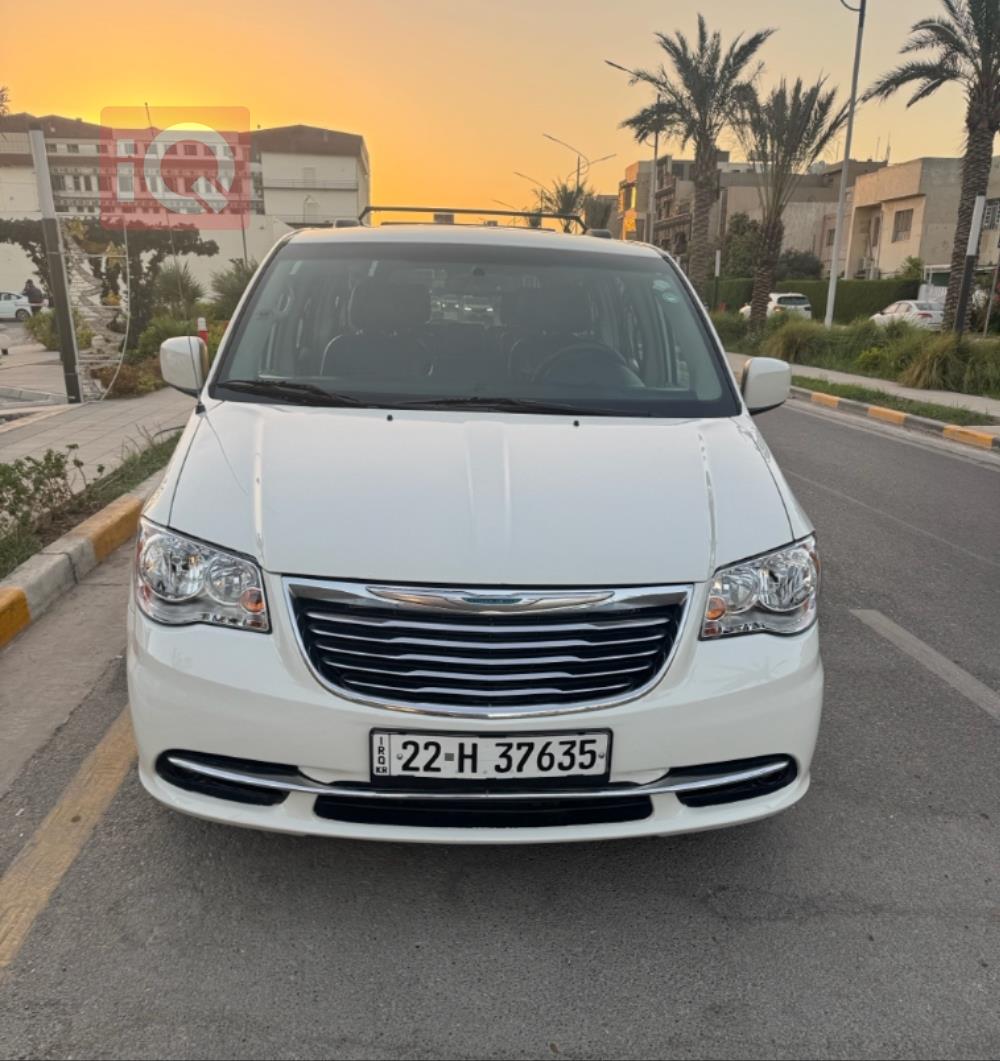 Chrysler Town and Country